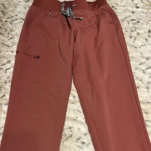 Woman’s figs scrub